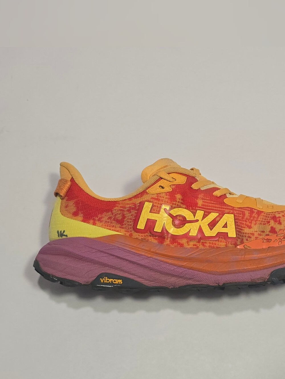 HOKA Speedgoat 6 Women's Size 11 B Orange Red Trail Running Shoes Vibram - Picture 2 of 11